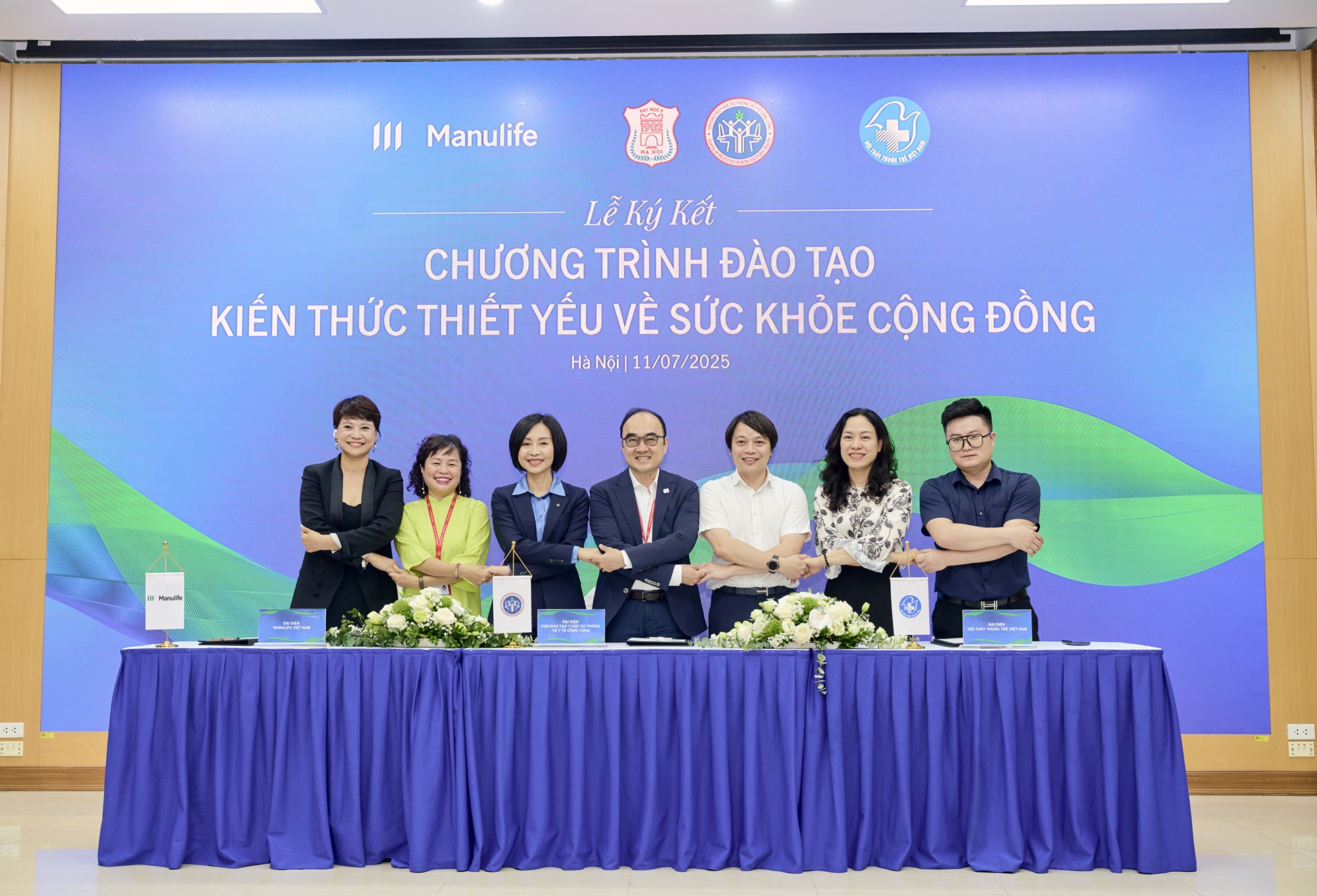 Manulife Việt Nam đẩy mạnh nâng cao kiến thức y tế cho tư vấn viên bảo hiểm